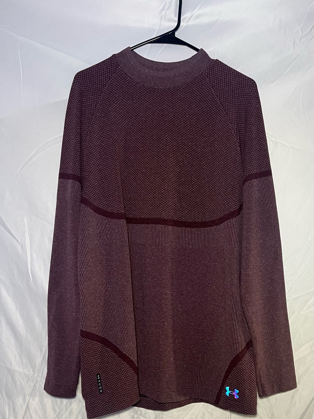 Under Armour men’s burgundy Rush shirt